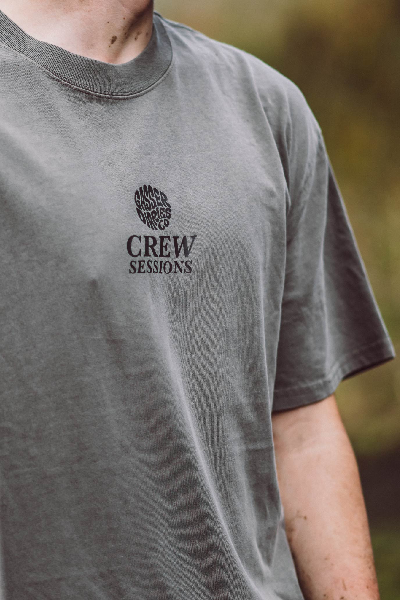 'CREW SESSIONS' Faded Box Tee - Grey