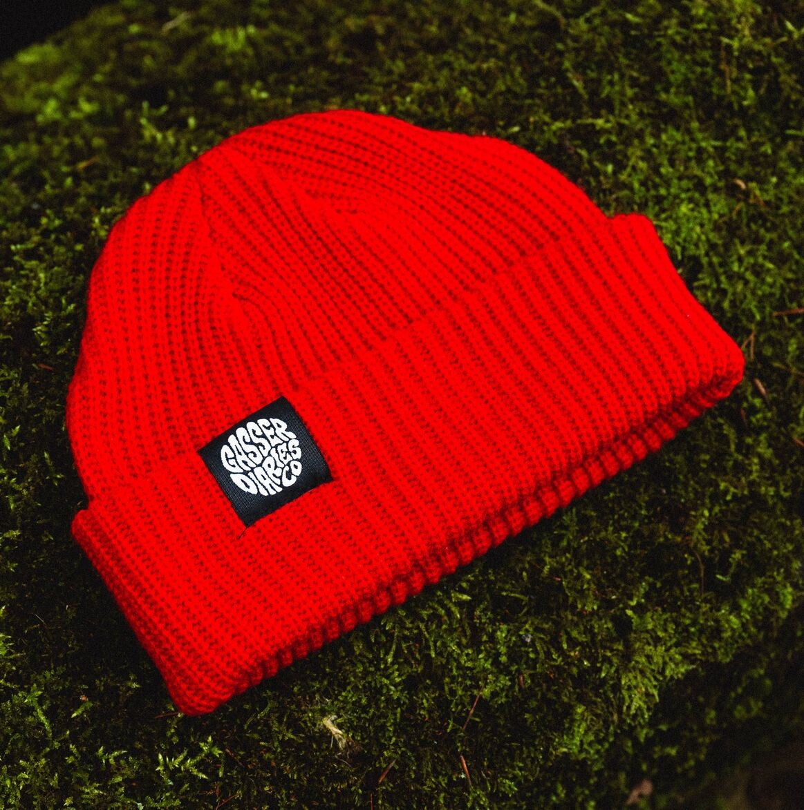 FISHERMAN BEANIE - Red