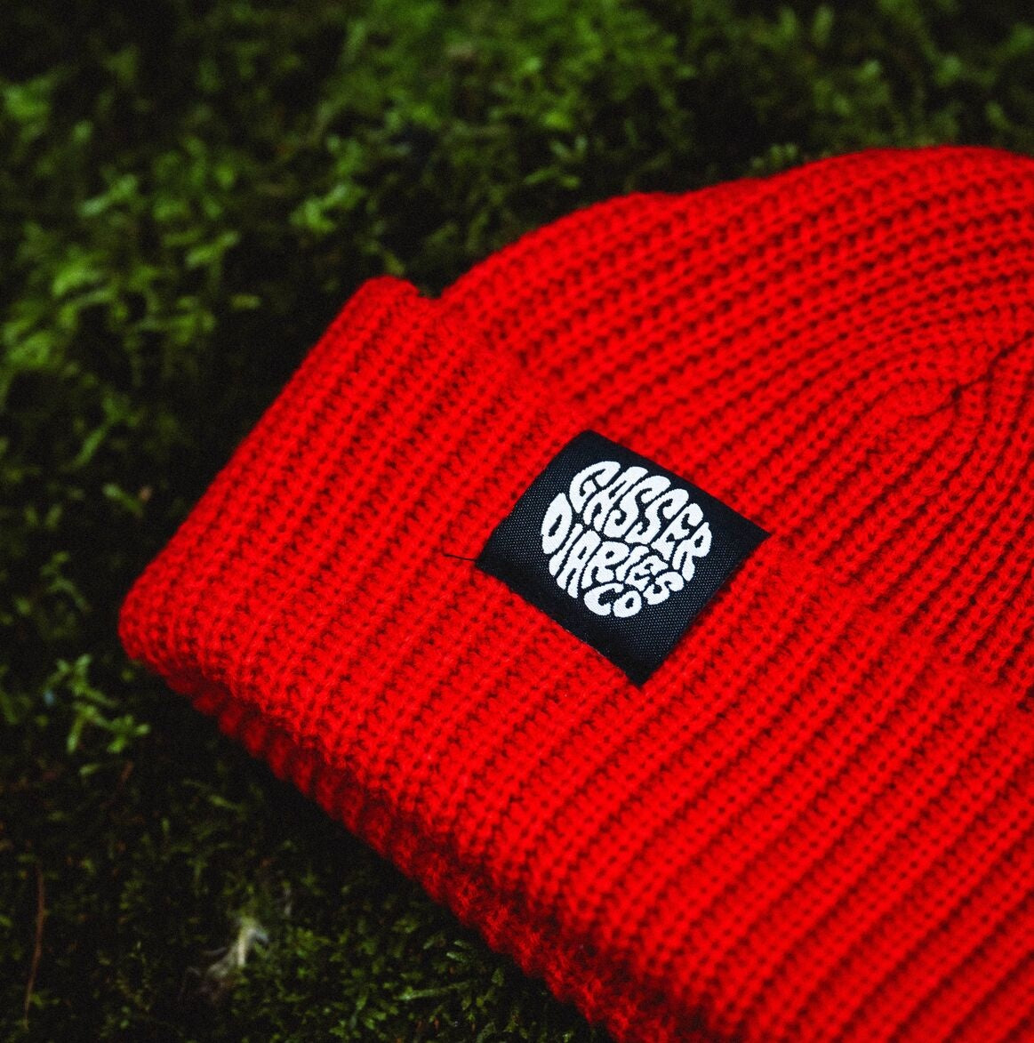 FISHERMAN BEANIE - Red